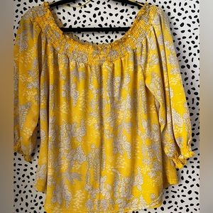 Melloday Smocked Floral Blouse - SIZE M - PRE-OWNED